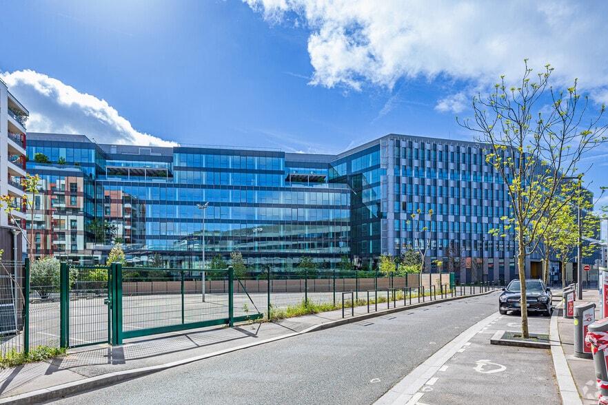 20 Rue Raoul Nordling, Bois-Colombes à louer - Photo principale – Image 1 sur 2