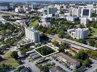Plus de détails pour 752-766 NW 11th St, Miami, FL - Terrain à vendre