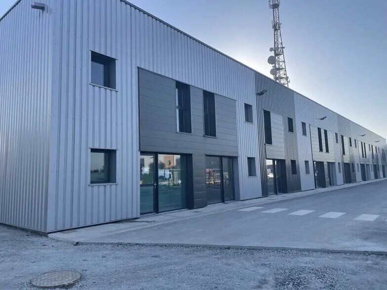 Local d'activités dans Guérande à vendre - Photo de l’immeuble – Image 1 sur 4