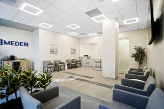 11301 W Olympic Blvd, Los Angeles, CA à louer Photo intérieure– Image 1 sur 18