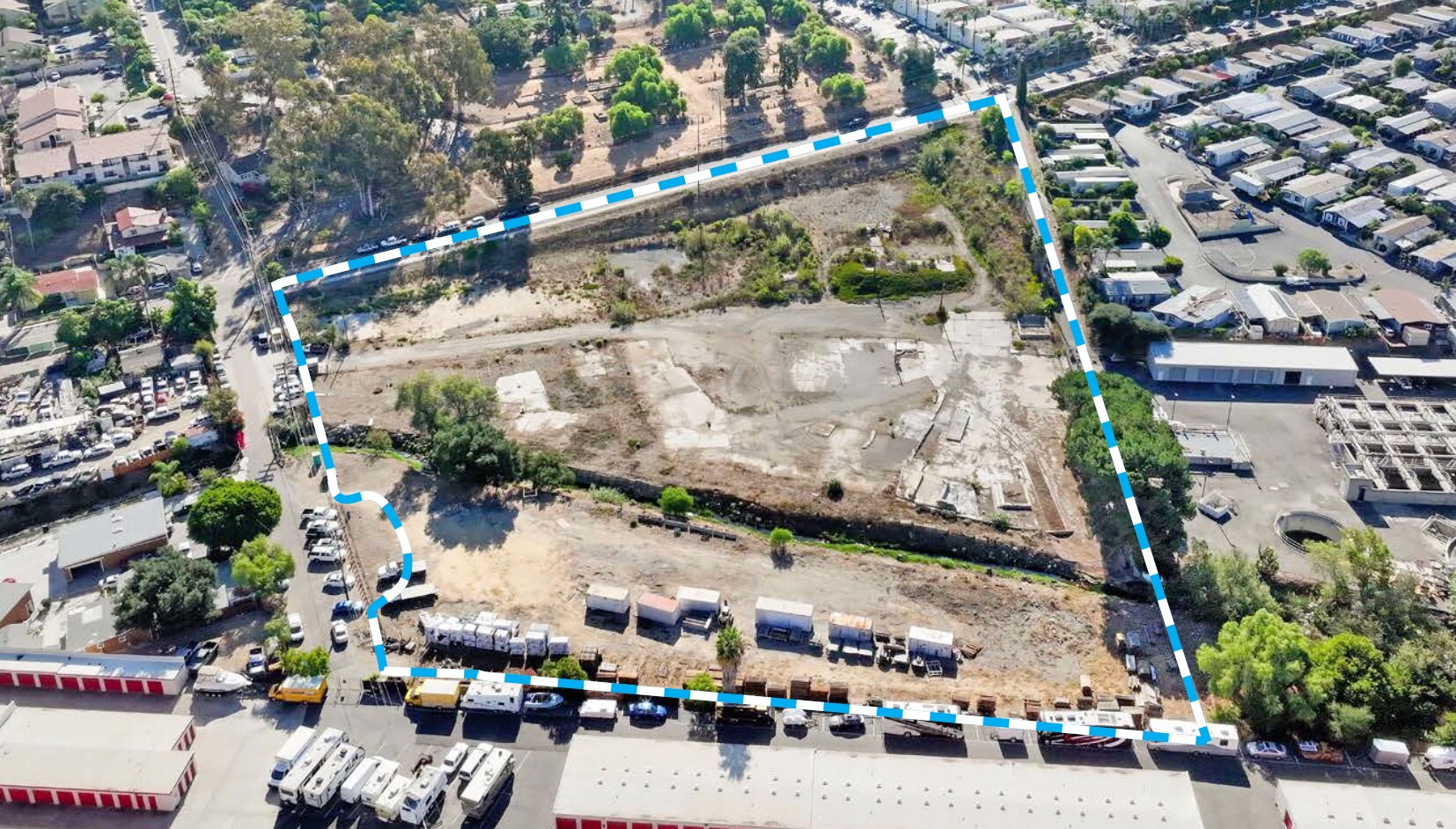 540 Clemmens Ln, Fallbrook, CA à vendre Photo principale– Image 1 sur 12