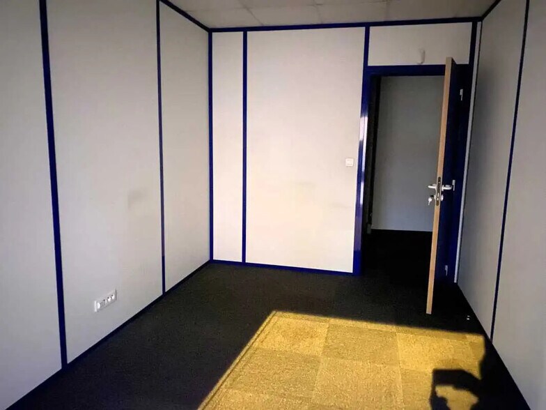 Bureau dans Lyon à louer - Photo de l’immeuble – Image 3 sur 9