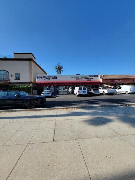 19740 Sherman Way, Winnetka, CA à vendre - Photo de l’immeuble – Image 2 sur 5