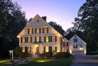 Plus de détails pour 22 High St, Camden, ME - Hôtellerie à vendre