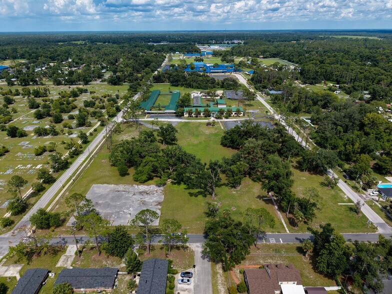 502 N Center St, Perry, FL à vendre - Photo de l’immeuble – Image 3 sur 55