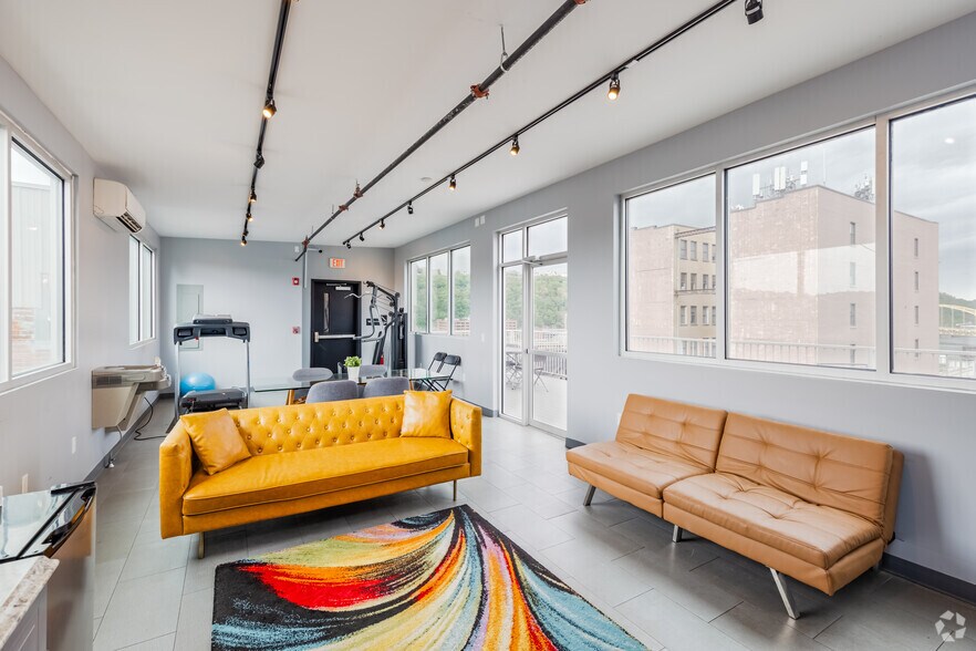 432-440 1st Ave, Pittsburgh, PA à louer - Photo intérieure – Image 3 sur 28