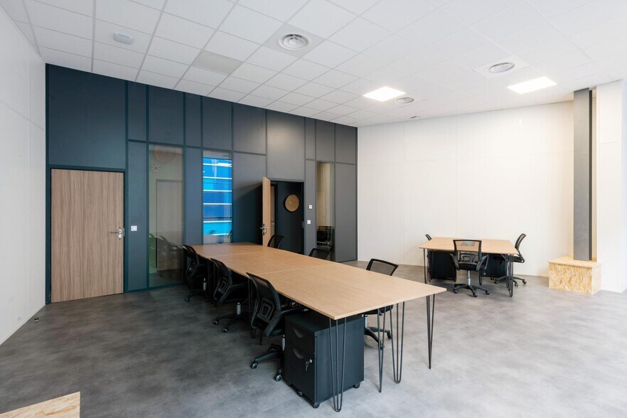 Bureau dans Perpignan à louer - Photo de l’immeuble – Image 2 sur 6