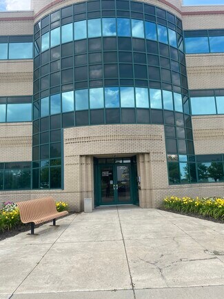 Plus de détails pour 303 Corporate Center Dr, Vandalia, OH - Bureau, Bureau/Local commercial à louer