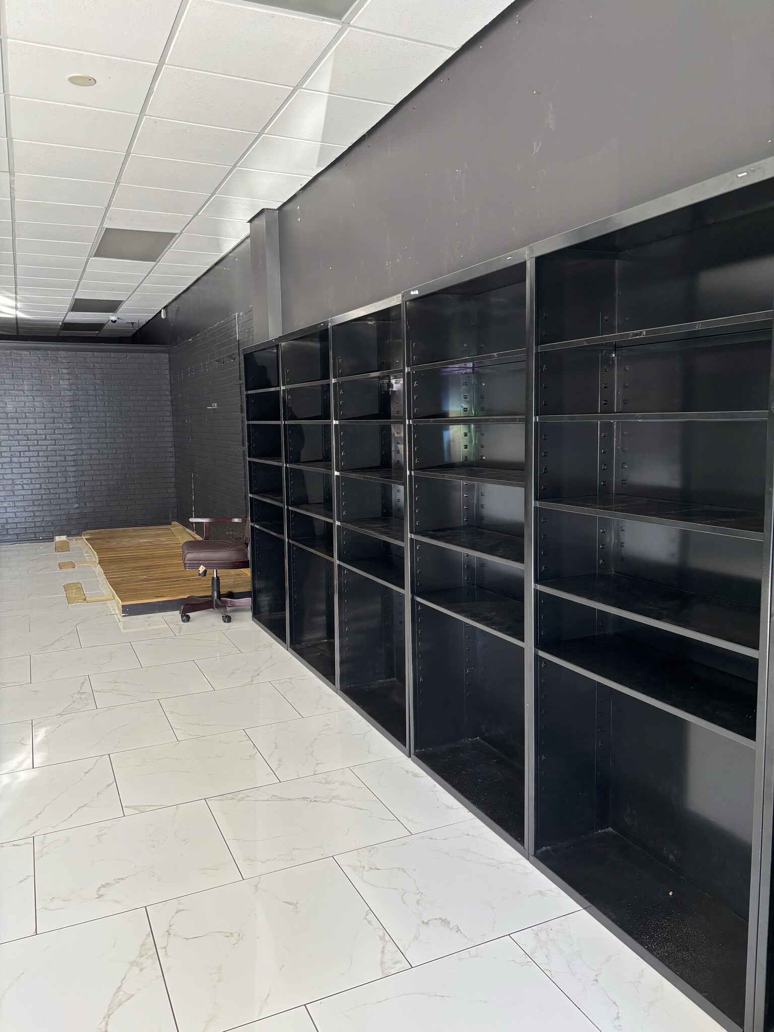 5132 Land O Lakes Blvd, Land O' Lakes, FL à louer Photo intérieure– Image 1 sur 5