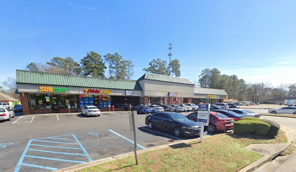 1113 Perry Hill Rd, Montgomery, AL à louer - Photo de l’immeuble – Image 1 sur 9