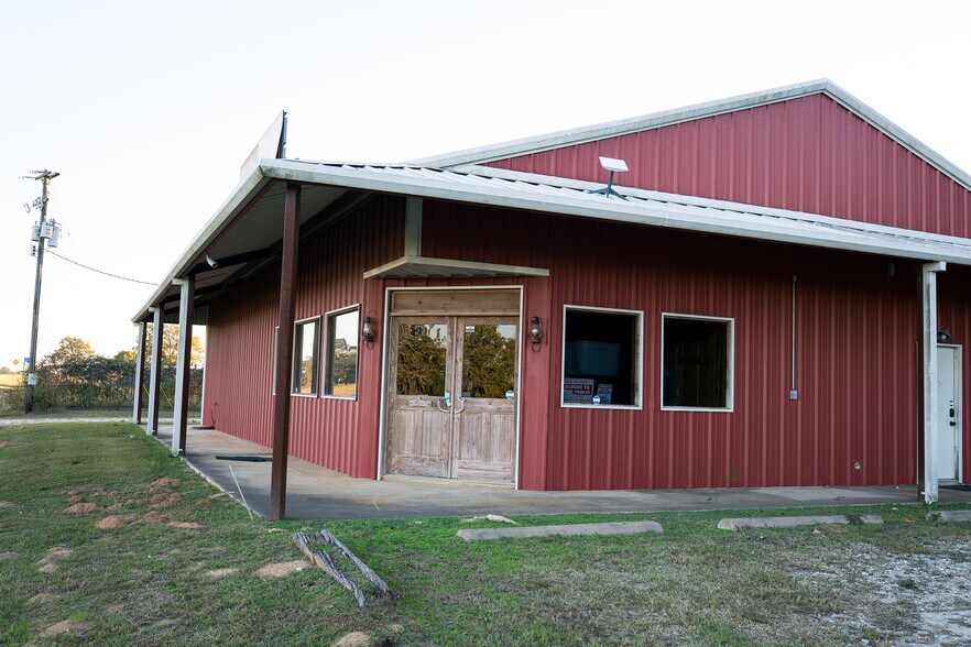 13637 US Highway 287 N, Grapeland, TX à vendre - Photo de l’immeuble – Image 3 sur 28