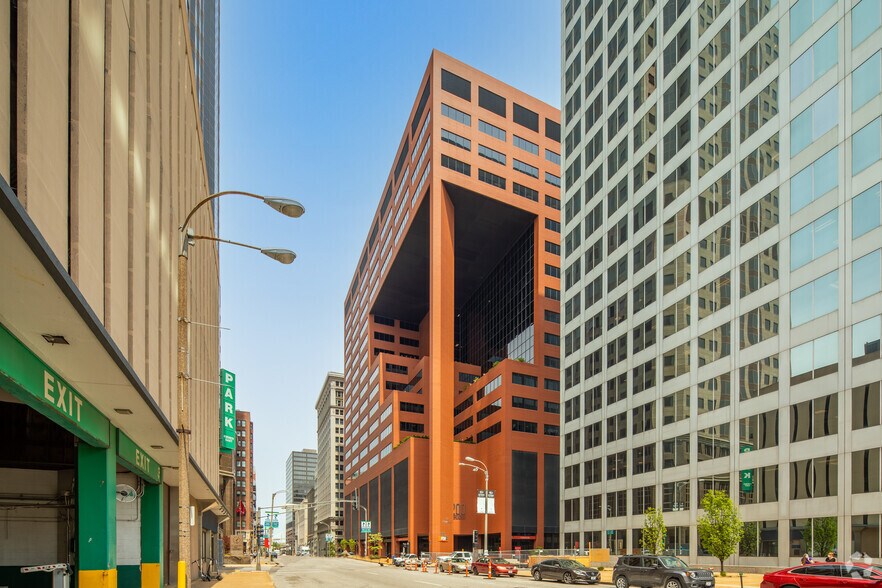200 N Broadway, Saint Louis, MO à louer - Photo de l’immeuble – Image 1 sur 52