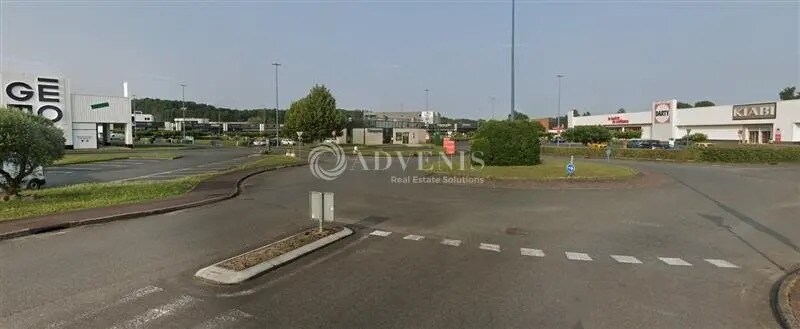Local commercial dans Boulazac Isle Manoire à louer - Photo de l’immeuble – Image 2 sur 3