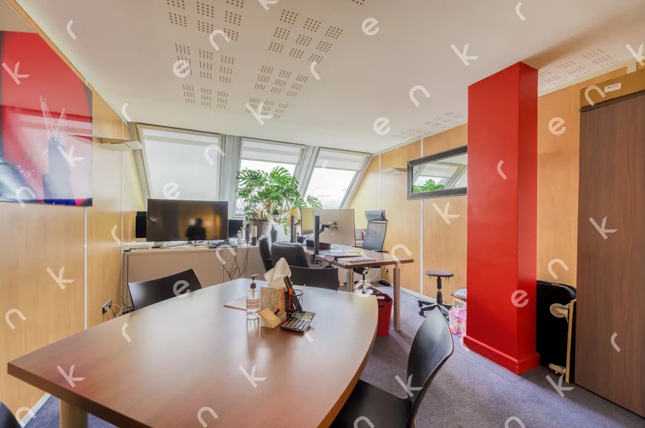Bureau dans Paris à vendre Photo intérieure– Image 1 sur 12
