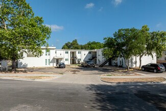 Plus de détails pour 7908 Gault St, Austin, TX - Logement à vendre