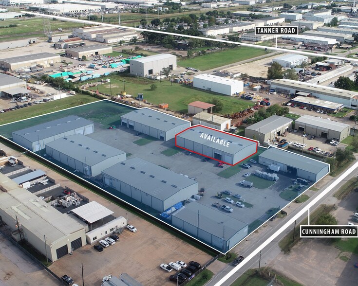 5850 Cunningham Rd, Houston, TX à louer - Photo de l’immeuble – Image 1 sur 4
