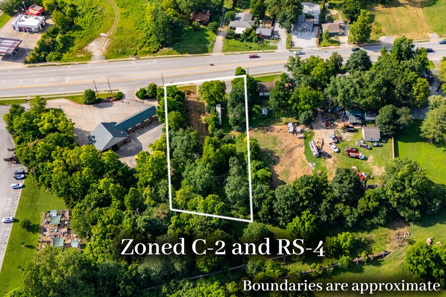 2609 E Huntsville Rd, Fayetteville, AR à vendre - Photo de l’immeuble – Image 3 sur 6