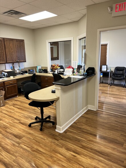 503 Fm 1431, Marble Falls, TX à louer - Photo de l’immeuble – Image 2 sur 17