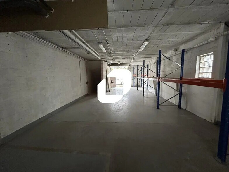 Local d’activités dans Quincy-sous-Sénart à louer - Photo intérieure – Image 2 sur 7