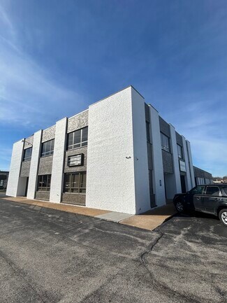 Plus de détails pour 11704-11718 Lackland Industrial Dr, Saint Louis, MO - Bureau/Médical à louer