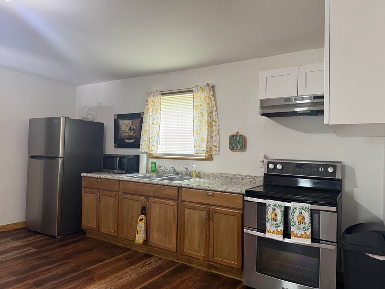 104 1st St, Cynthiana, KY à vendre - Photo principale – Image 1 sur 10