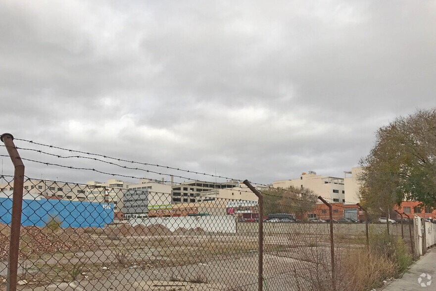 Calle Casas de Miravete, 28, Madrid, Madrid à vendre - Photo de l’immeuble – Image 2 sur 4