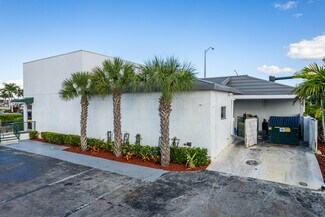 Plus de détails pour 4255 Tamiami Trl N, Naples, FL - Local commercial à louer