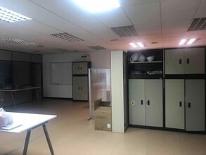 Bureau dans Coslada, Madrid à louer Photo intérieure– Image 2 sur 10