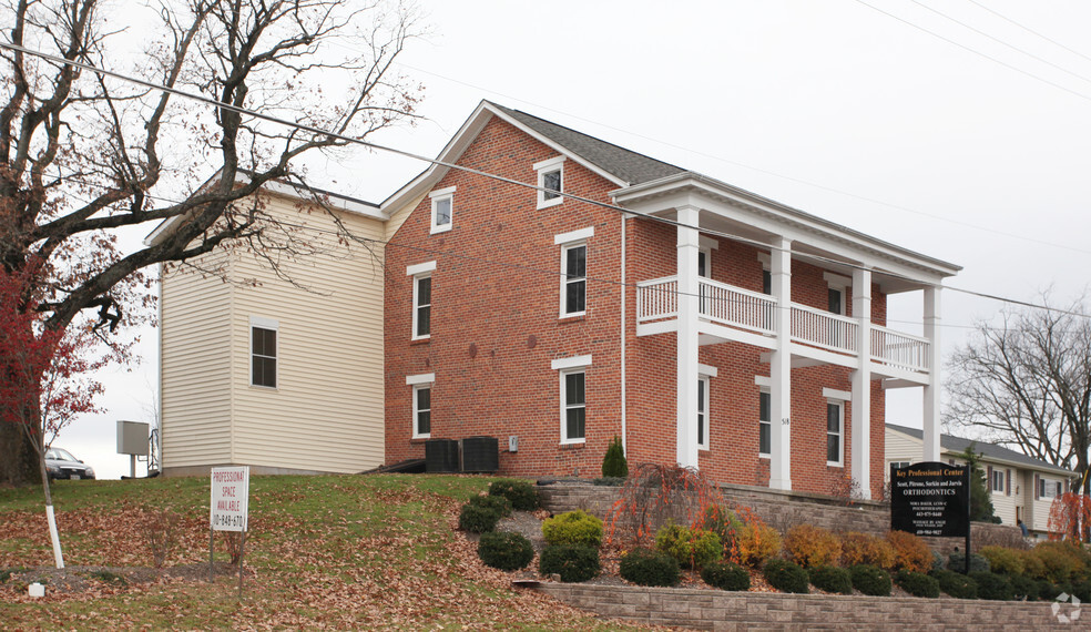 518 E Baltimore St, Taneytown, MD à louer - Photo de l’immeuble – Image 2 sur 12