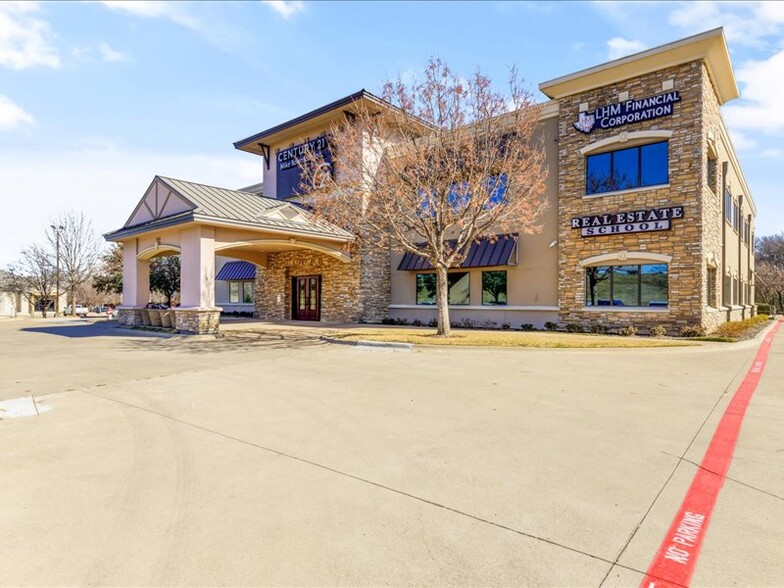 4101 William D Tate Ave, Grapevine, TX à louer - Photo de l’immeuble – Image 3 sur 16