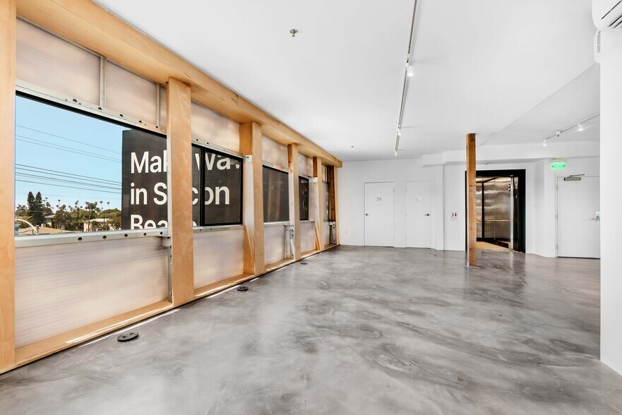 2434 Lincoln Blvd, Venice, CA à louer - Photo intérieure – Image 2 sur 10