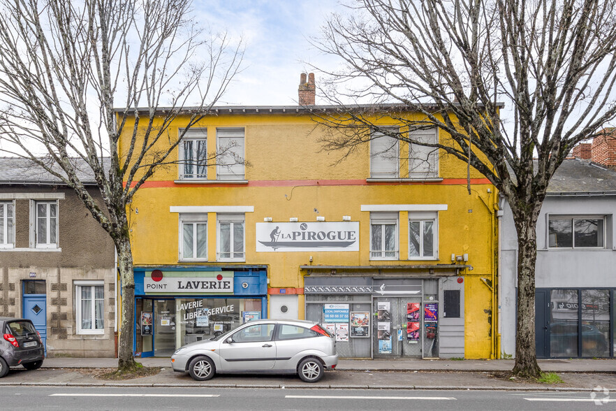 Local commercial dans Nantes à louer - Photo principale – Image 1 sur 2