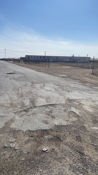 2600 County Road 1206 Rd, Midland, TX à louer - Photo de l’immeuble – Image 2 sur 2