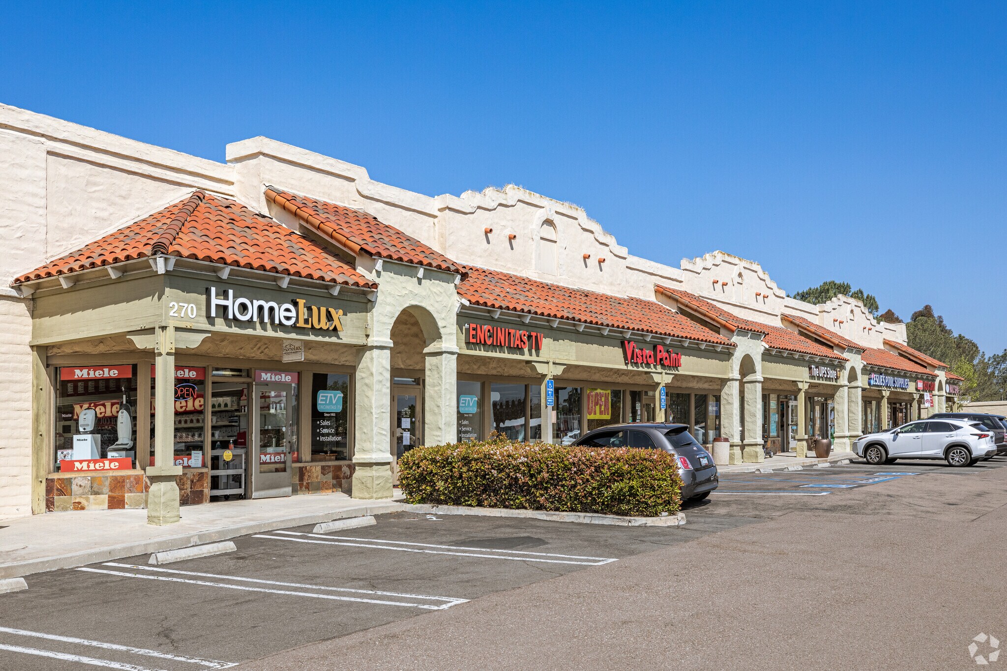 264-270 N El Camino Real, Encinitas, CA à louer Photo de l’immeuble– Image 1 sur 32
