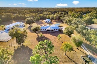 Plus de détails pour 16321 Slater Rd, North Fort Myers, FL - Spécialisé à vendre