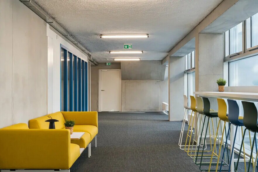 Bureau dans Nantes à louer - Photo de l’immeuble – Image 3 sur 5