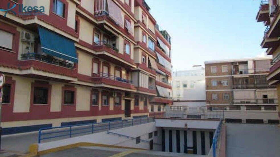 Local commercial dans Huelva à louer - Photo de l’immeuble – Image 1 sur 8