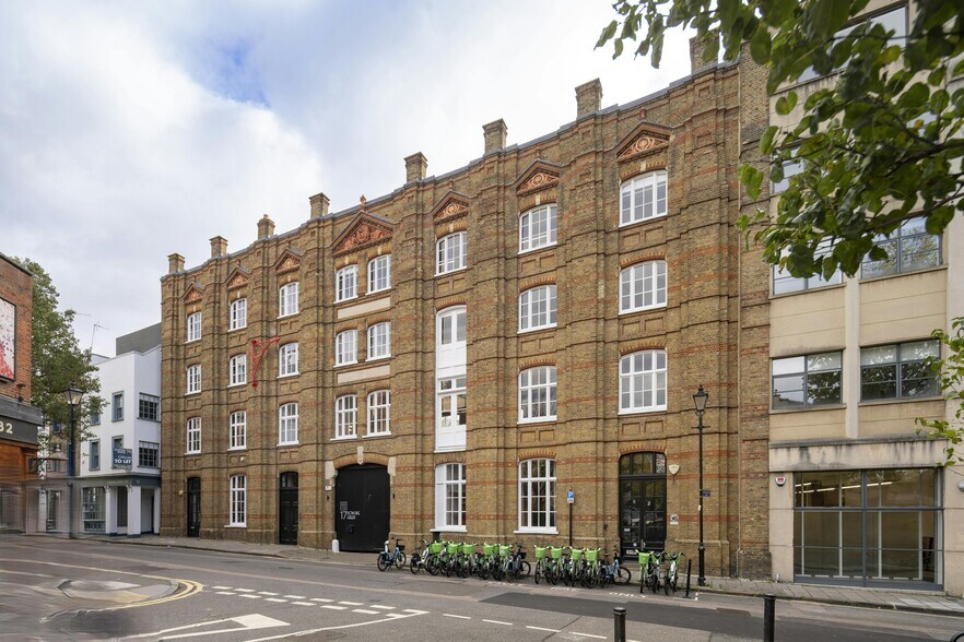 16-17 Bowling Green Ln, Londres à louer - Photo de l’immeuble – Image 2 sur 7