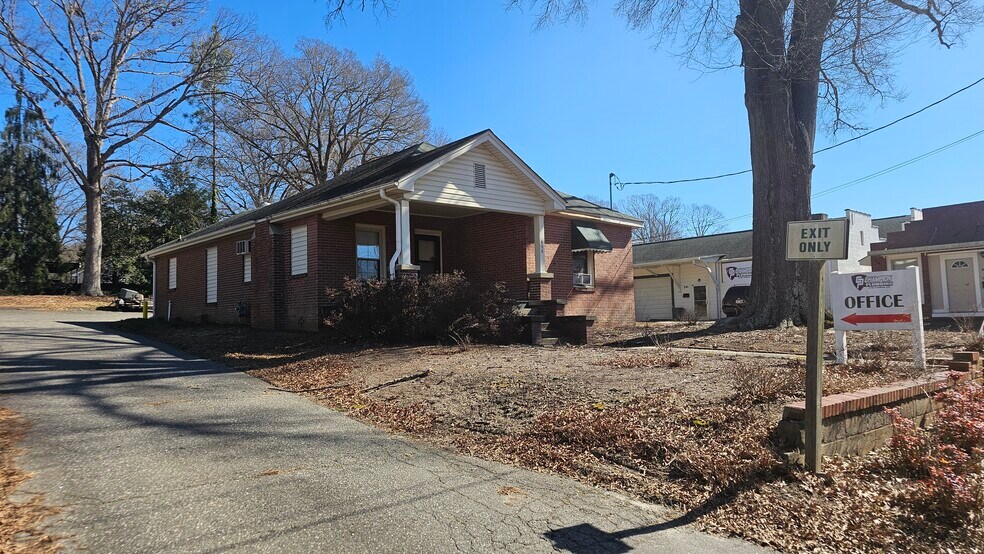 606 S Chestnut St, Gastonia, NC à vendre - Photo de l’immeuble – Image 3 sur 3
