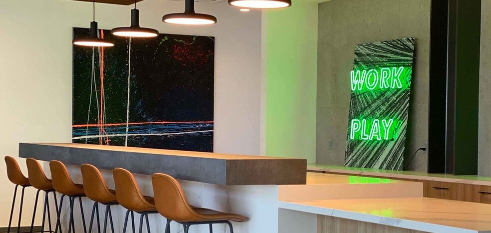 1888 Rosecrans Ave, Manhattan Beach, CA à louer - Photo intérieure – Image 3 sur 23