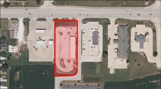 Plus de détails pour 1631 E Jackson, Macomb, IL - Spécialisé à vendre