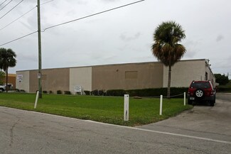 Plus de détails pour 2565 NW 1st Ave, Boca Raton, FL - Bureau à louer