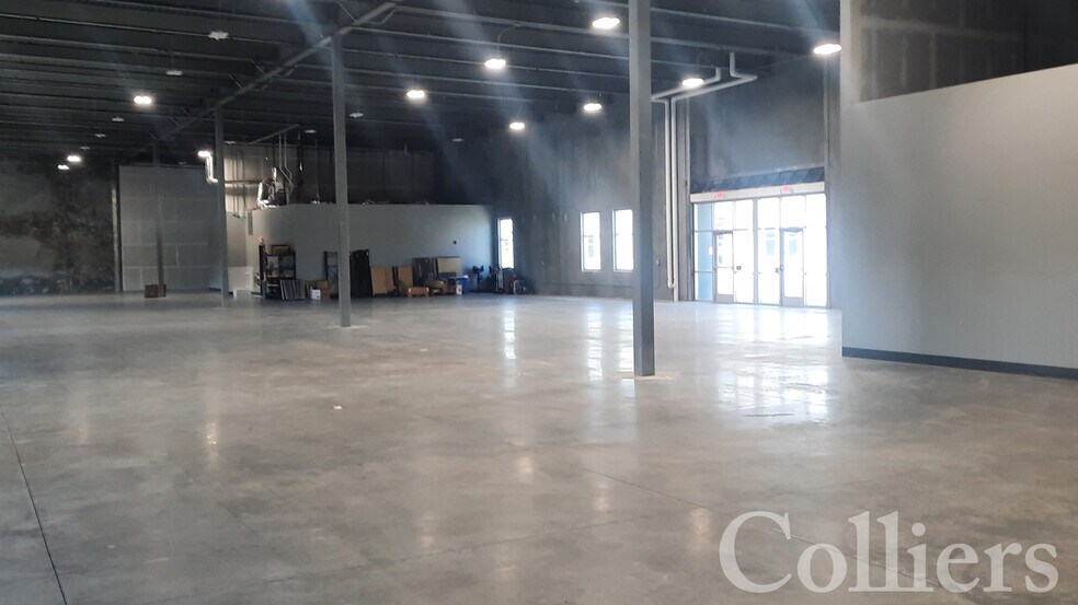 1410 W Karcher Rd, Nampa, ID à louer - Photo de l’immeuble – Image 3 sur 5