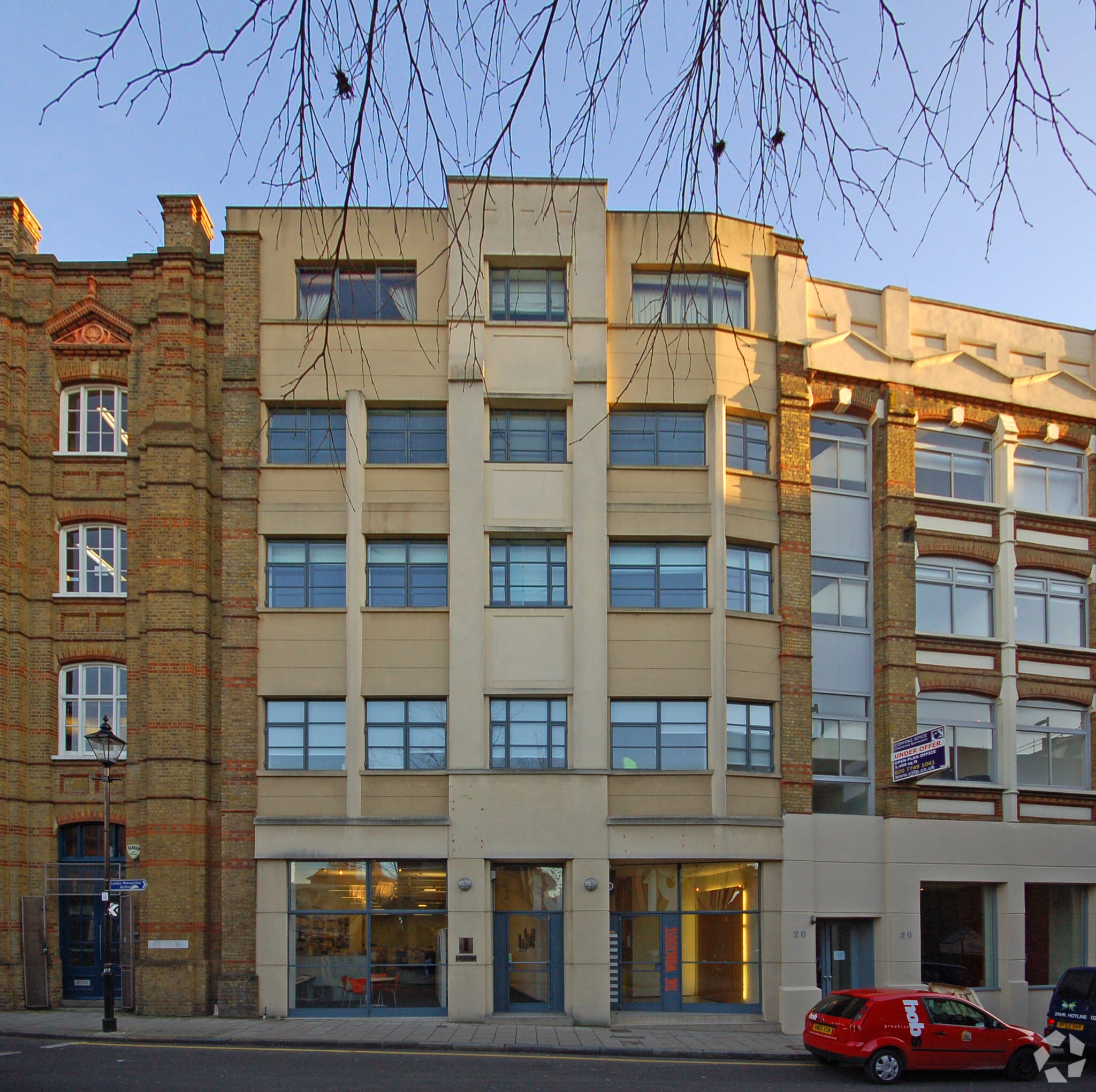 18-19 Bowling Green Ln, Londres à louer Photo principale– Image 1 sur 3