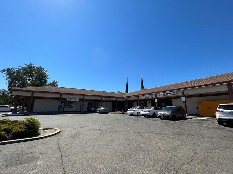 500 Cirby Way, Roseville, CA à vendre - Photo de l’immeuble – Image 3 sur 25