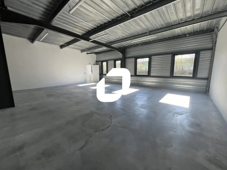 Bureau dans Wambrechies à louer - Photo intérieure – Image 3 sur 14