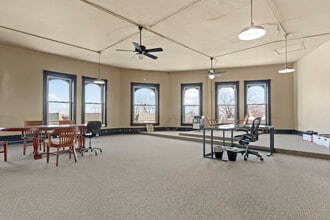 2701 Clifton Ave, Saint Louis, MO à louer Photo intérieure– Image 1 sur 5