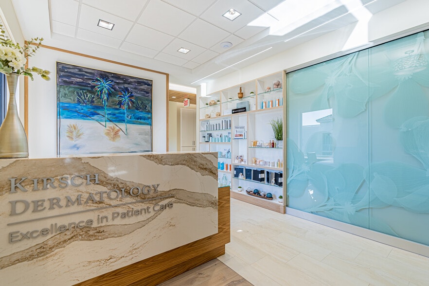 1333 3rd Ave S, Naples, FL à louer - Photo intérieure – Image 2 sur 15