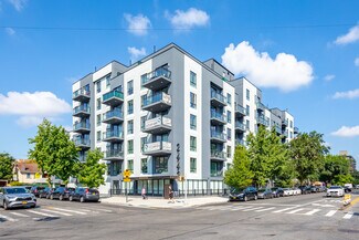 Plus de détails pour 2442 Ocean Ave, Brooklyn, NY - Local commercial à louer
