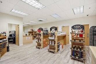 678 Andover St, Lawrence, MA à louer Photo intérieure– Image 2 sur 25